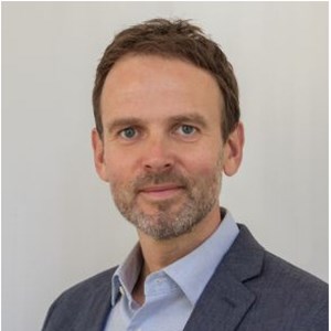 Photo of Stephen Holmes