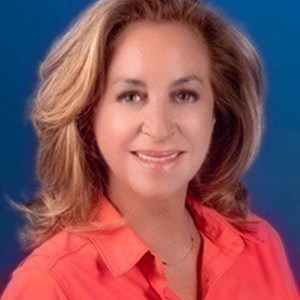 Photo of Yvette Fernandez