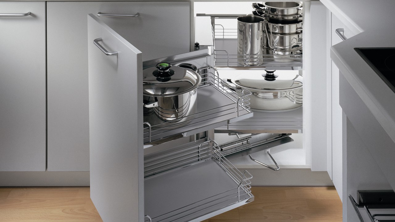 Richelieu - Base Corner Cabinet Storage Systems