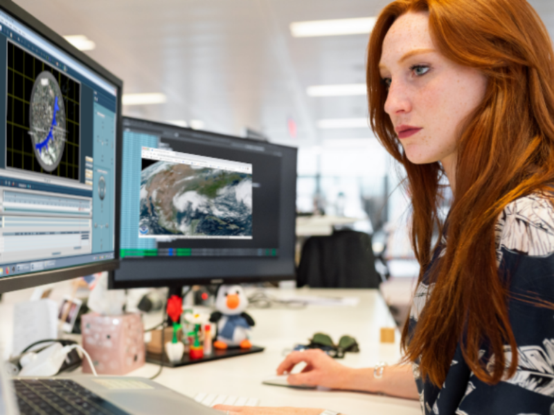 woman working on computer