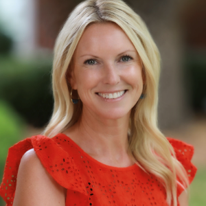 Photo of Sara Neuss