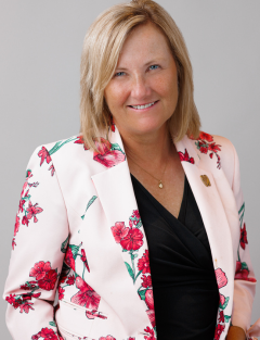 Dr. Rhonda Switzer-Nadasdi