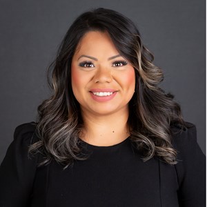 Christina M Rhoades